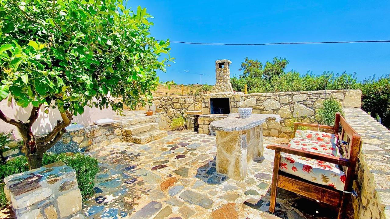 Orionas Villa Tsoutsouros  Exterior photo